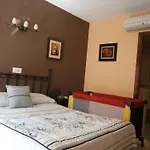 Almanzor Konukevi Cordoba