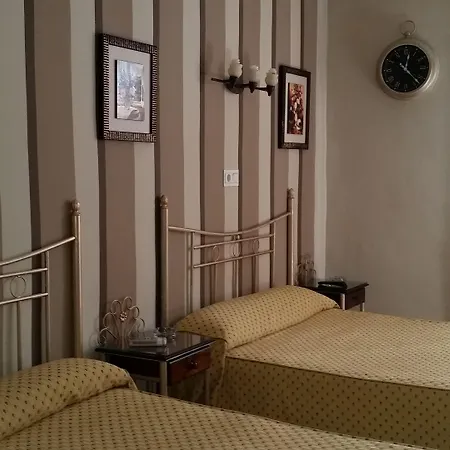 Almanzor Pensión Córdoba