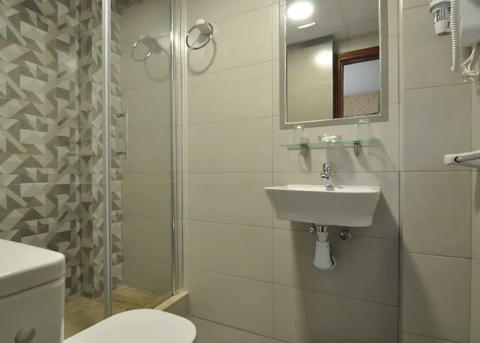 オスタル アルマンソル ゲストハウス