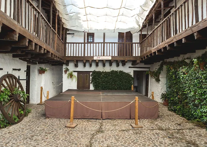 Almanzor Pensionat *